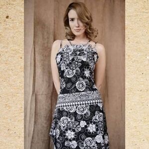 ABSTRACT GARDEN-Black and White Abstract Floral Summer Dress
